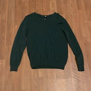 H&M v neck sweater